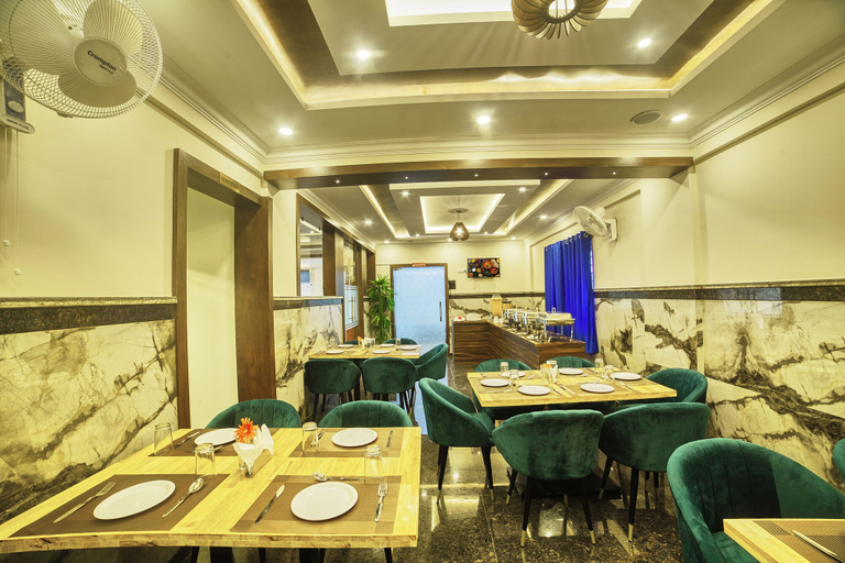Food & Drinks 4, SM Royal Suites, Bangalore