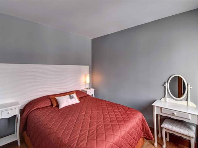 Bedroom 3, GLOBALSTAY. Bright Condo near the Lake, Les Laurentides