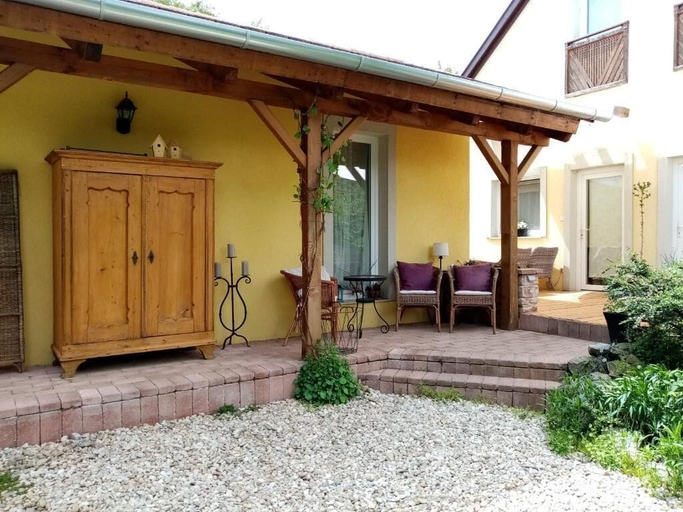 Exterior & Views 2, Kőszeghegyalja Vendégház, Kőszeg