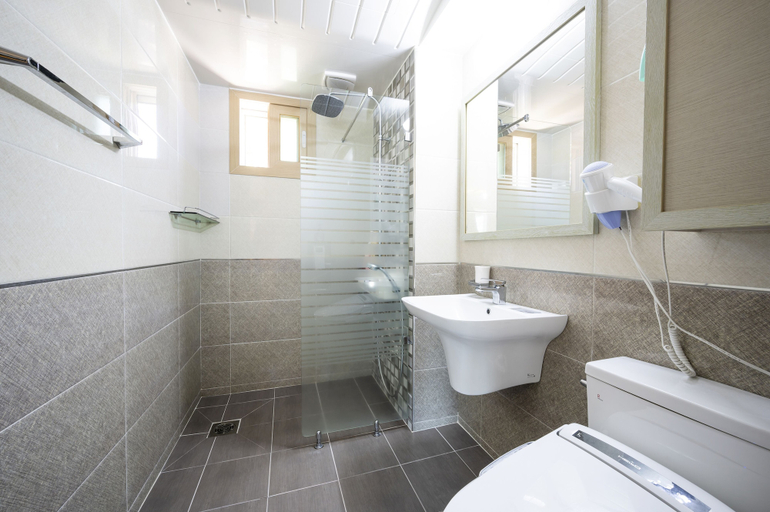 Bathroom 3, Jeju Blue & Sea, Seogwipo