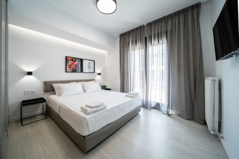 Bedroom 5, Heritage Apartments, Attica
