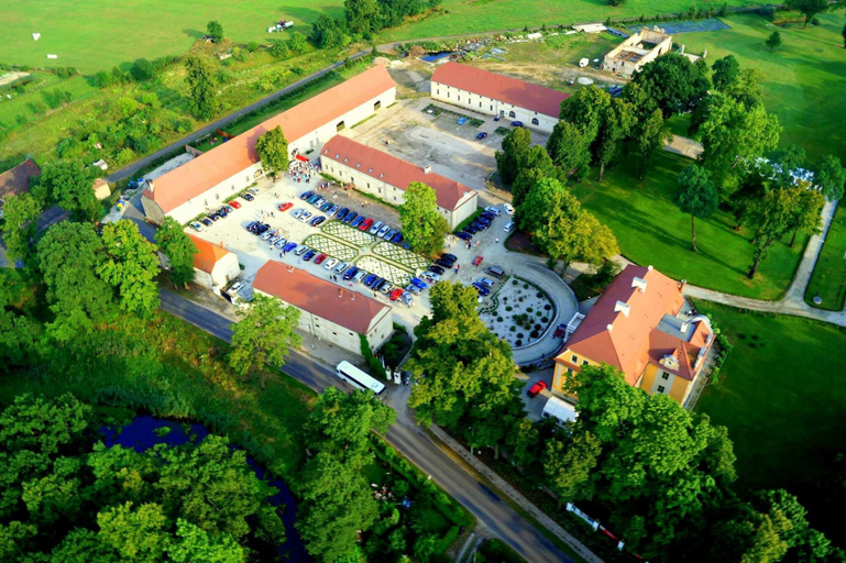 Exterior & Views 2, Pałac Wiechlice, Żagań
