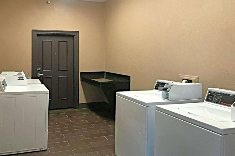 Bathroom 5, Comfort Inn & Suites O'Fallon - St. Louis Area, Saint Clair