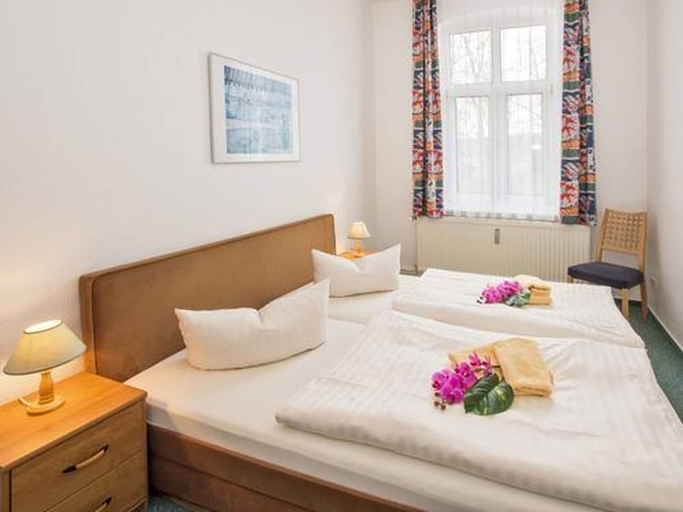 Bedroom 4, Strandvilla Imperator - Hotel & Ferienwohnungen Usedom, Vorpommern-Greifswald
