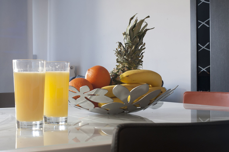 Food & Drinks 4, Glyfada, Modern Minimal Apartment, Attica