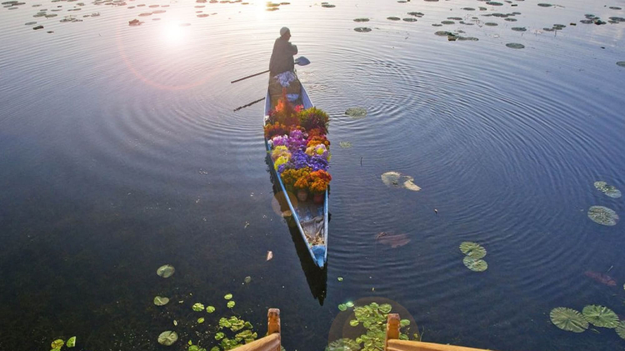 Others 5, Houseboat Zaindari Palace, Srinagar