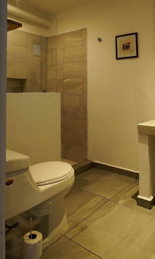 Bathroom 4, Stay Tropical Downtown Studios, Isla Mujeres