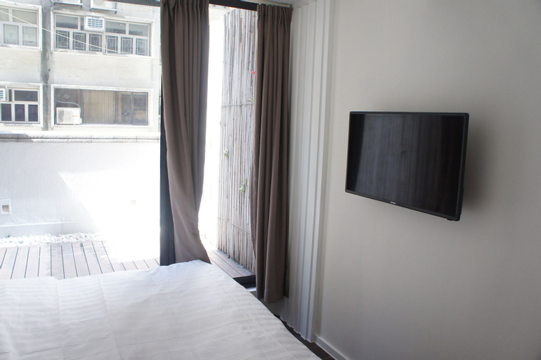 Bedroom 30