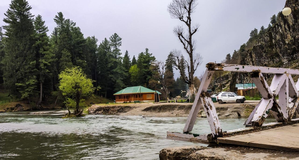 Others 5, Brown Palace, Anantnag