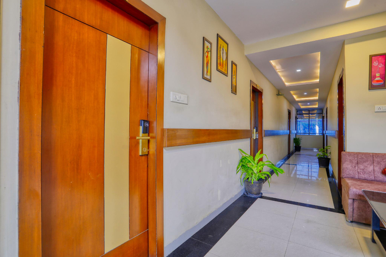 Lobby 2, The Ashoka Hotel, Vijay Nagar, Indore