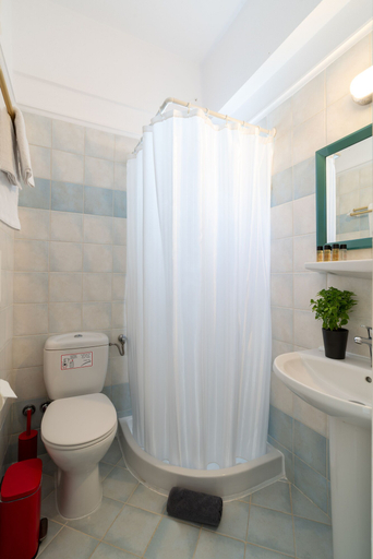 Bathroom 4, Matina Hotel, South Aegean