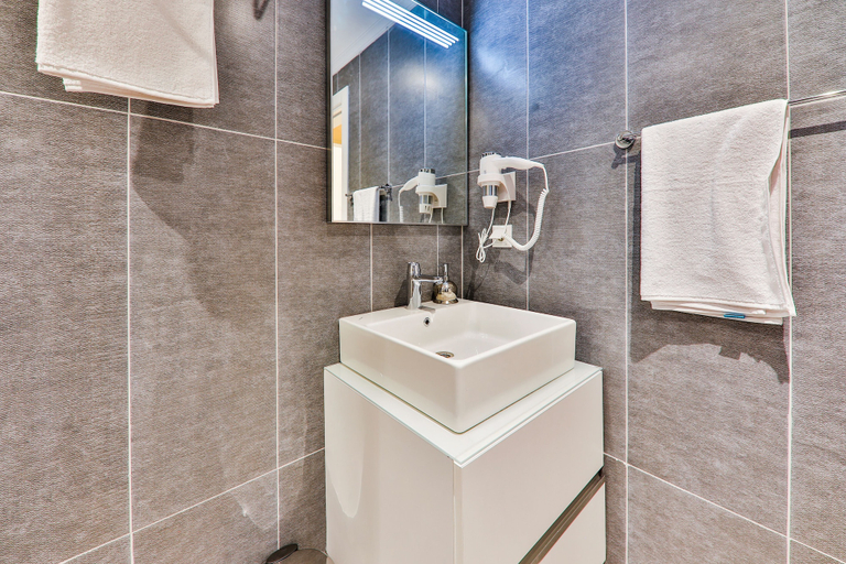 Bathroom 4, Kas Sanisu Pansiyon, Kaş