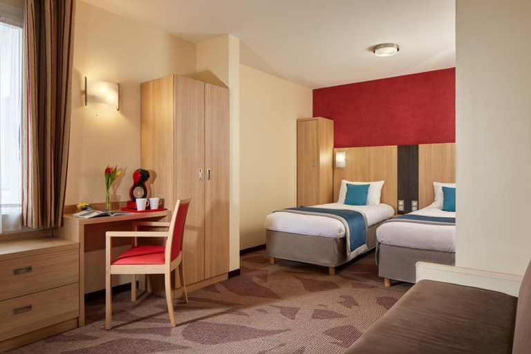 Bedroom 2, Hotel Roissy Lourdes, Hautes-Pyrénées