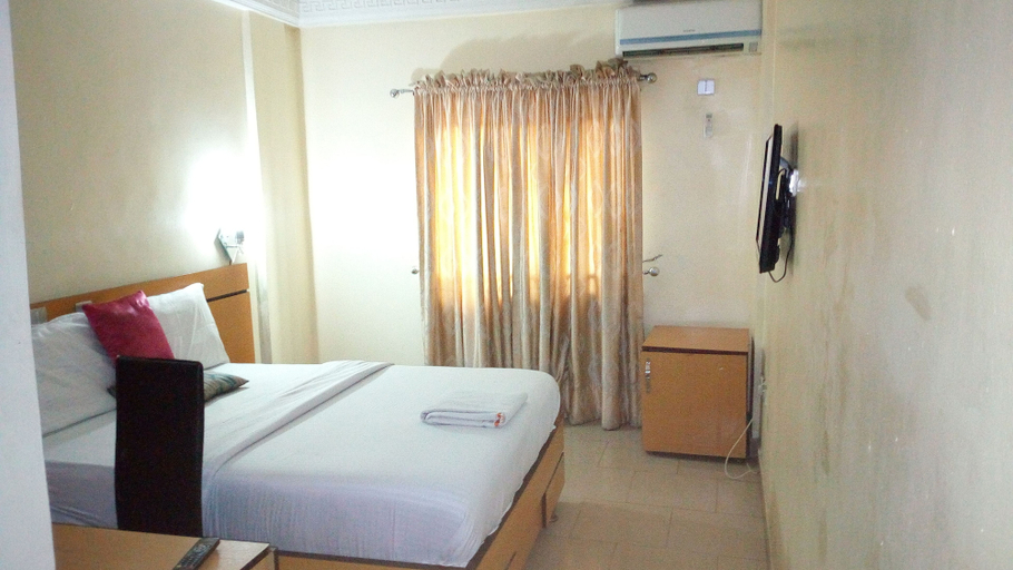 Bedroom 2, D'Czars Hotel & Suites, Alimosho