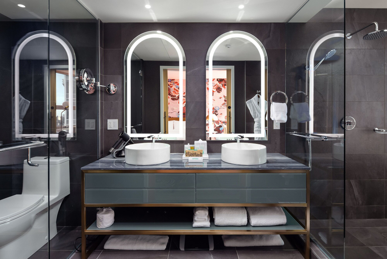 Bathroom 5, Versante Hotel, Greater Vancouver