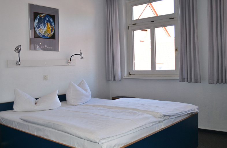 Bedroom 3, Hotel Stars Inn, Stendal