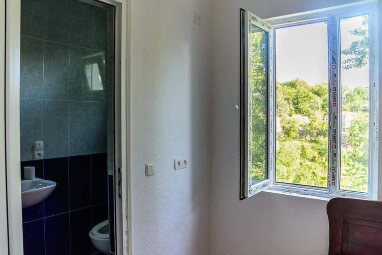 Bathroom 4, Guest House Kharabadze Family, Tskaltubo