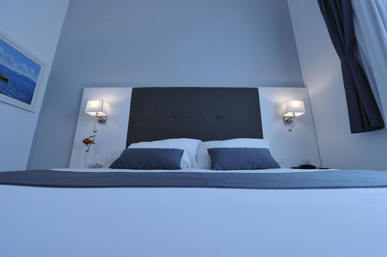 Bedroom 3, SorrentoBay, Napoli