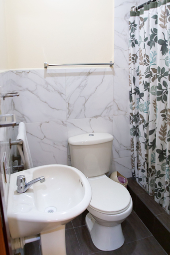 Bathroom 3, Hostal Downtown Quito, Quito