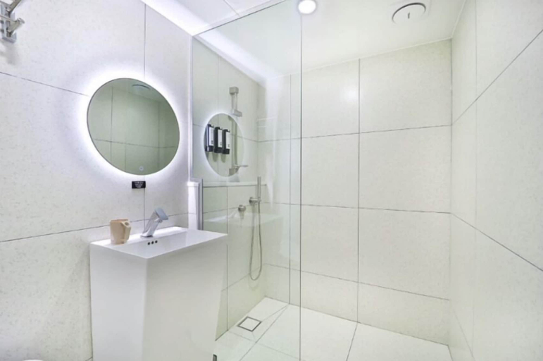 Bathroom 4, Brown Dot Hotel Yeongdo Daegyo, Yeongdo