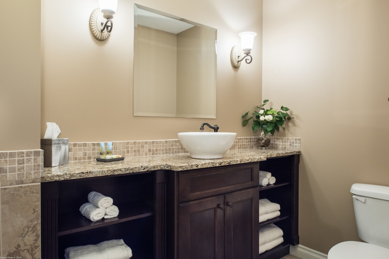 Bathroom 5, The Castle At Swan Lake, North Okanagan