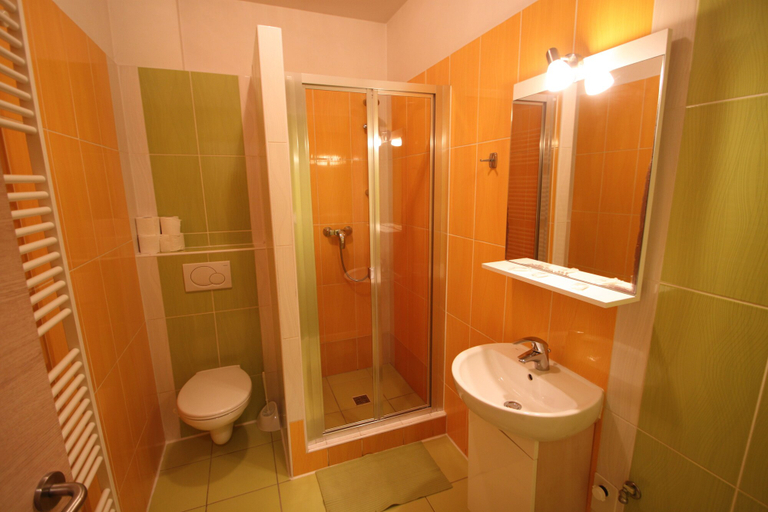 Bathroom 4, Apartmány u Gigantu, Plzeň