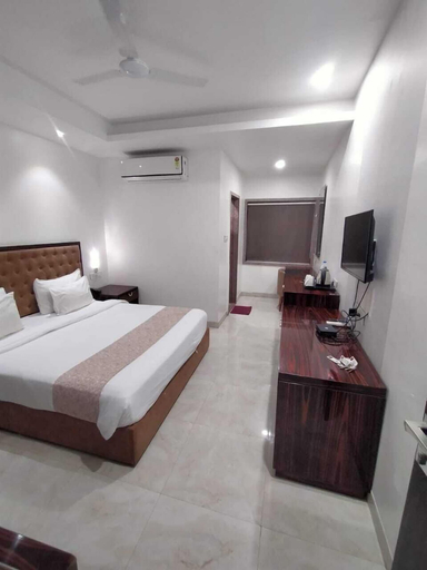 Bedroom, Hotel Tulsi Comfort, Nanded