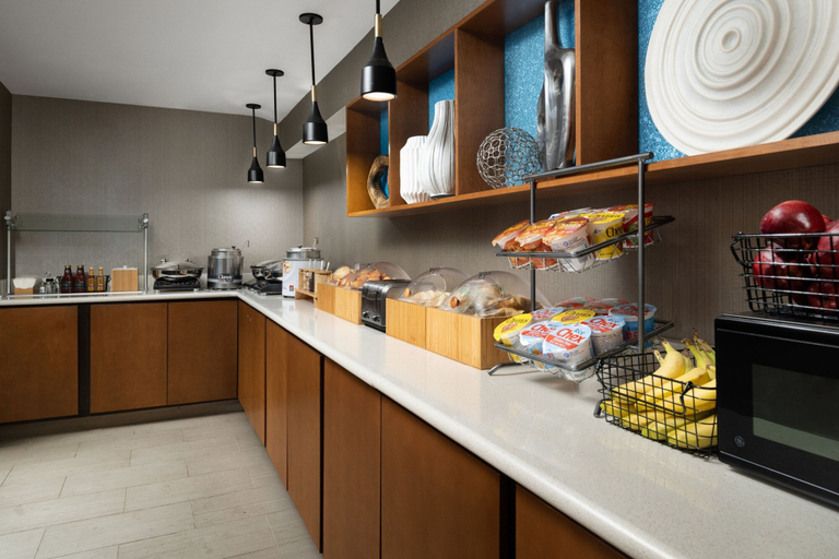 Food & Drinks 5, Springhill Suites By Marriott Overland Park, Kansas City