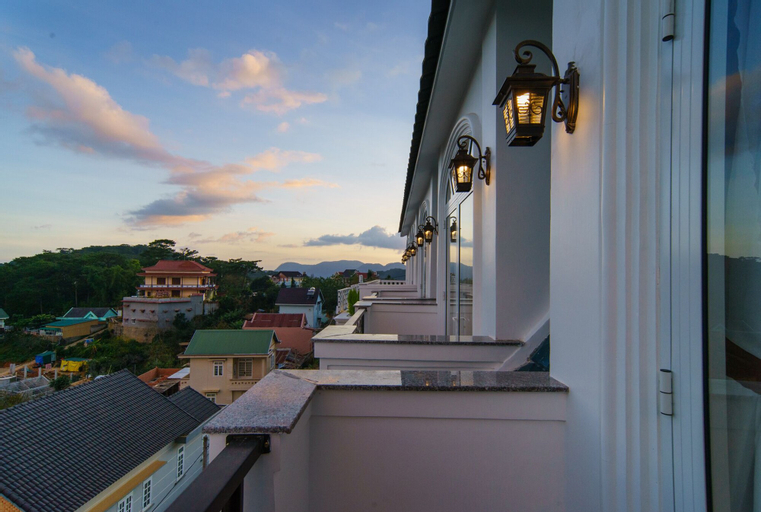Scenery 3