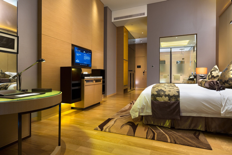 Bedroom 13