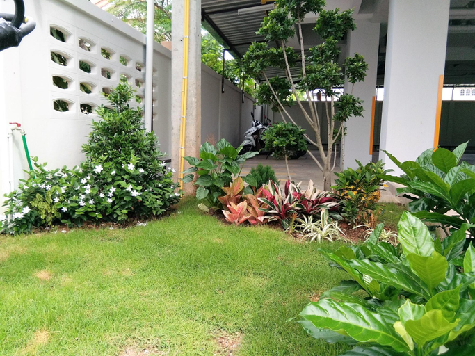 Others 4, The Vintage Residence, Si Racha