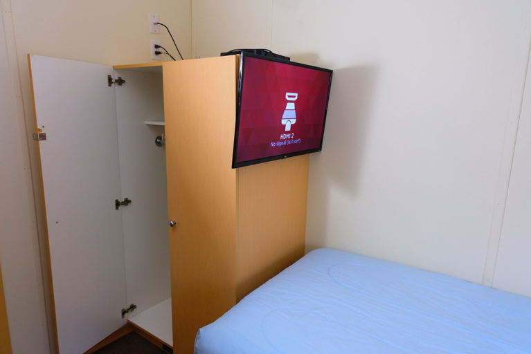 Bedroom 2, Target Hospitality-Kermit South Lodge, Winkler