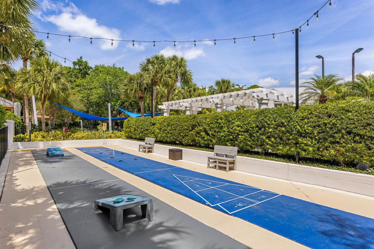 Sport & Beauty 2, Marriott's Royal Palms, Orange