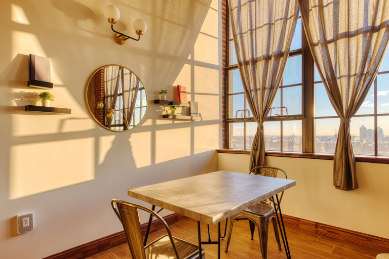 Dining Room 18