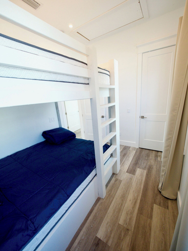 Bedroom 2, 6 BR Townhome Oceanvws Rooftop Deck Pool, Bay