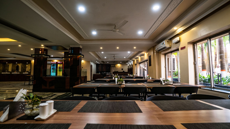 Business Facilities 5, Hotel Sonar Bangla Tarapith, Birbhum