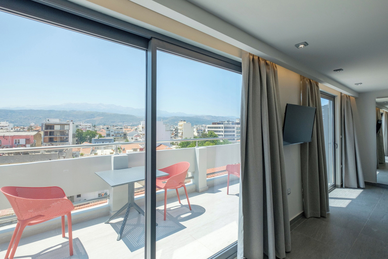 Others 5, Sky-High Central Penthouse - 02, Crete