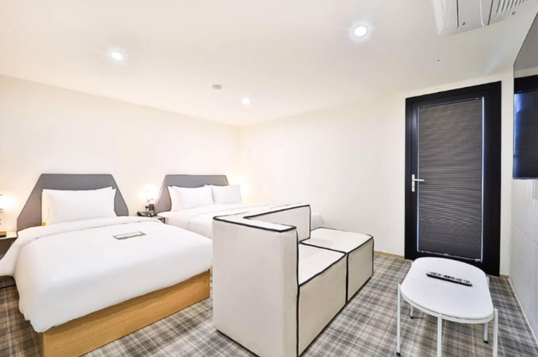 Bedroom 3, Brown Dot Hotel Yeongdo Daegyo, Yeongdo