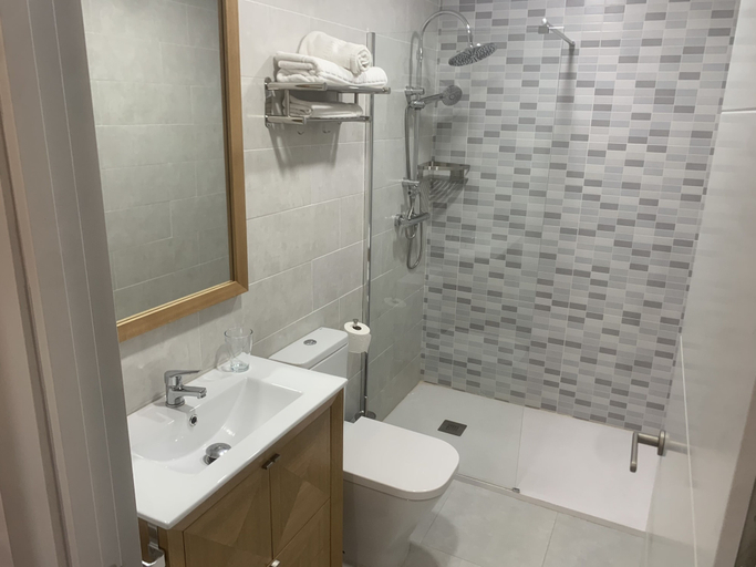 Bathroom, Alojamientos Aviche 6, Cantabria