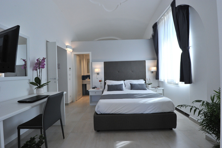 Bedroom 4, Sorrento Bay, Napoli