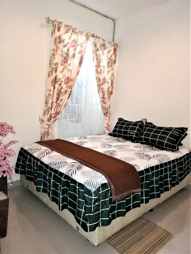 Bedroom 2, Villa Mandala Songgoriti, Malang