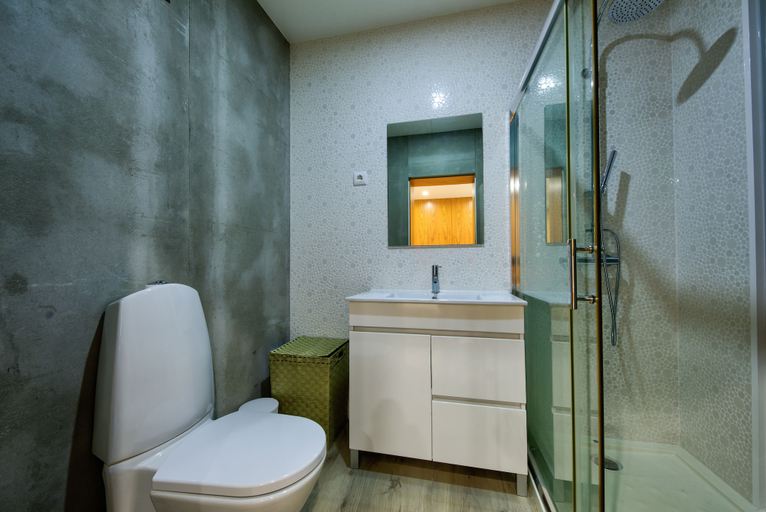 Bathroom 4, Adore Portugal Bungalow, Lousã