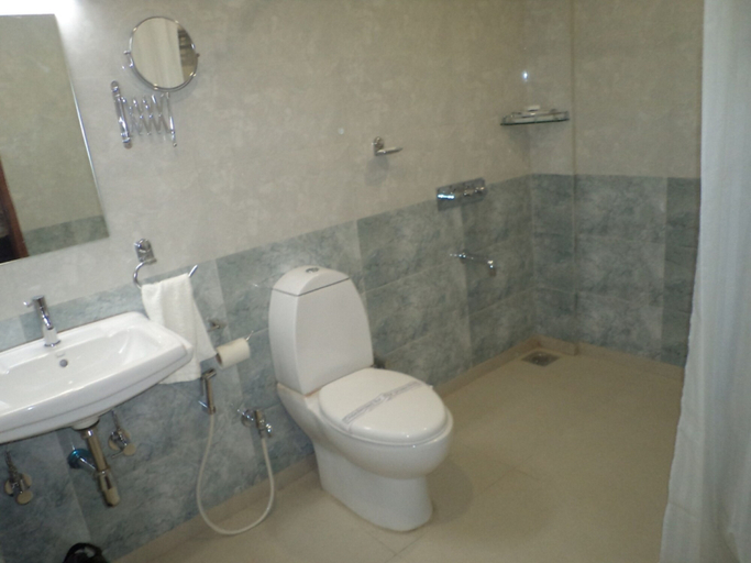 Bathroom 5, Lords Eco Inn, Gandhidham, Kachchh