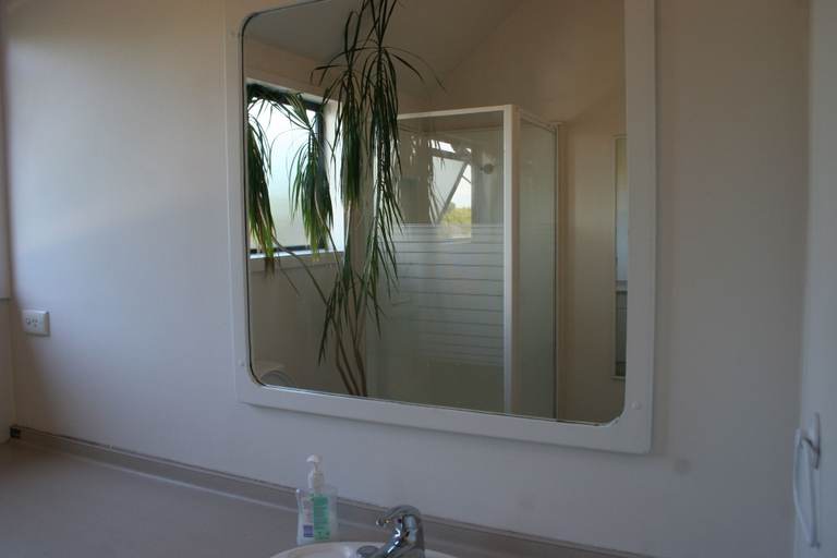 Bathroom, Walnut Grove Lodge, Christchurch