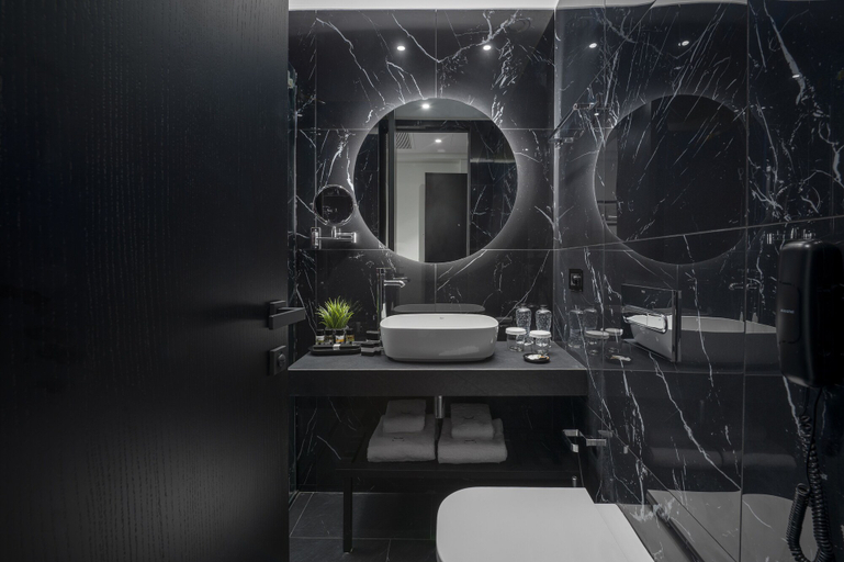 Bathroom 4, No 15 Ermou Hotel, Central Macedonia