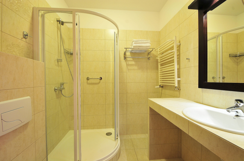 Bathroom 4, Hotel Continental, Nowy Dwór Gdański