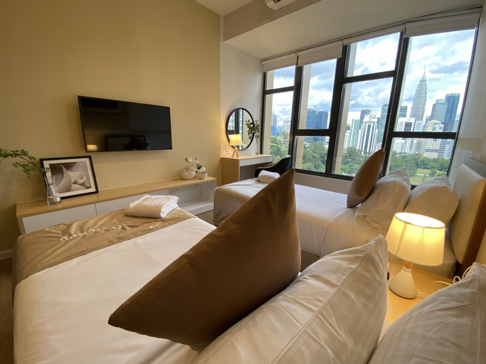 Bedroom 24