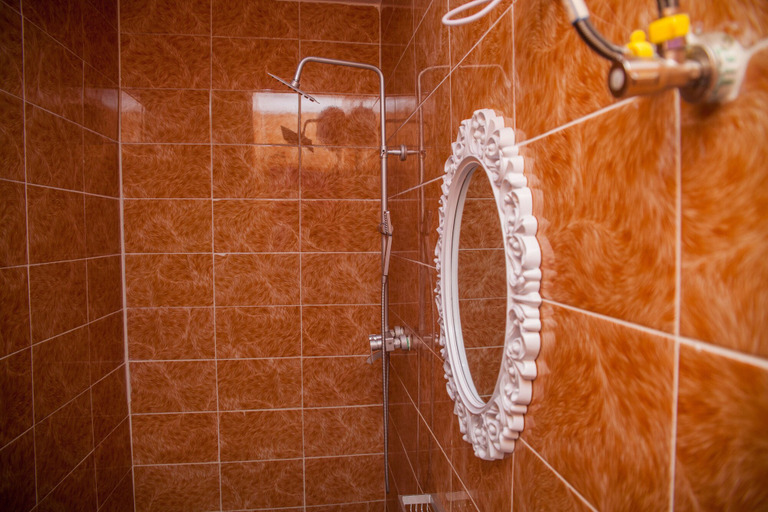 Bathroom 5, Emmy Hotels and Suites, Eti-Osa