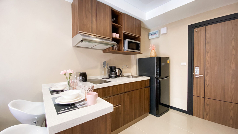 Others 4, Naiharn Sea Condominium P210, Pulau Phuket