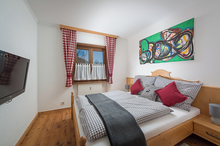 Bedroom 2, Buccara Apartments, Kitzbühel